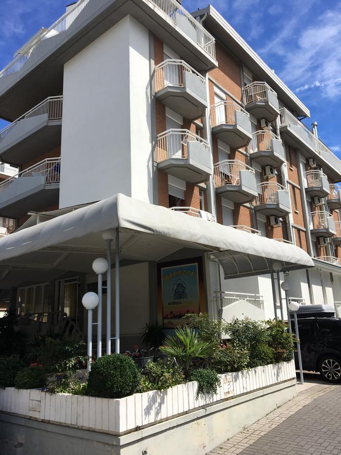 Residence Moresco Lido di Jesolo Exterior foto